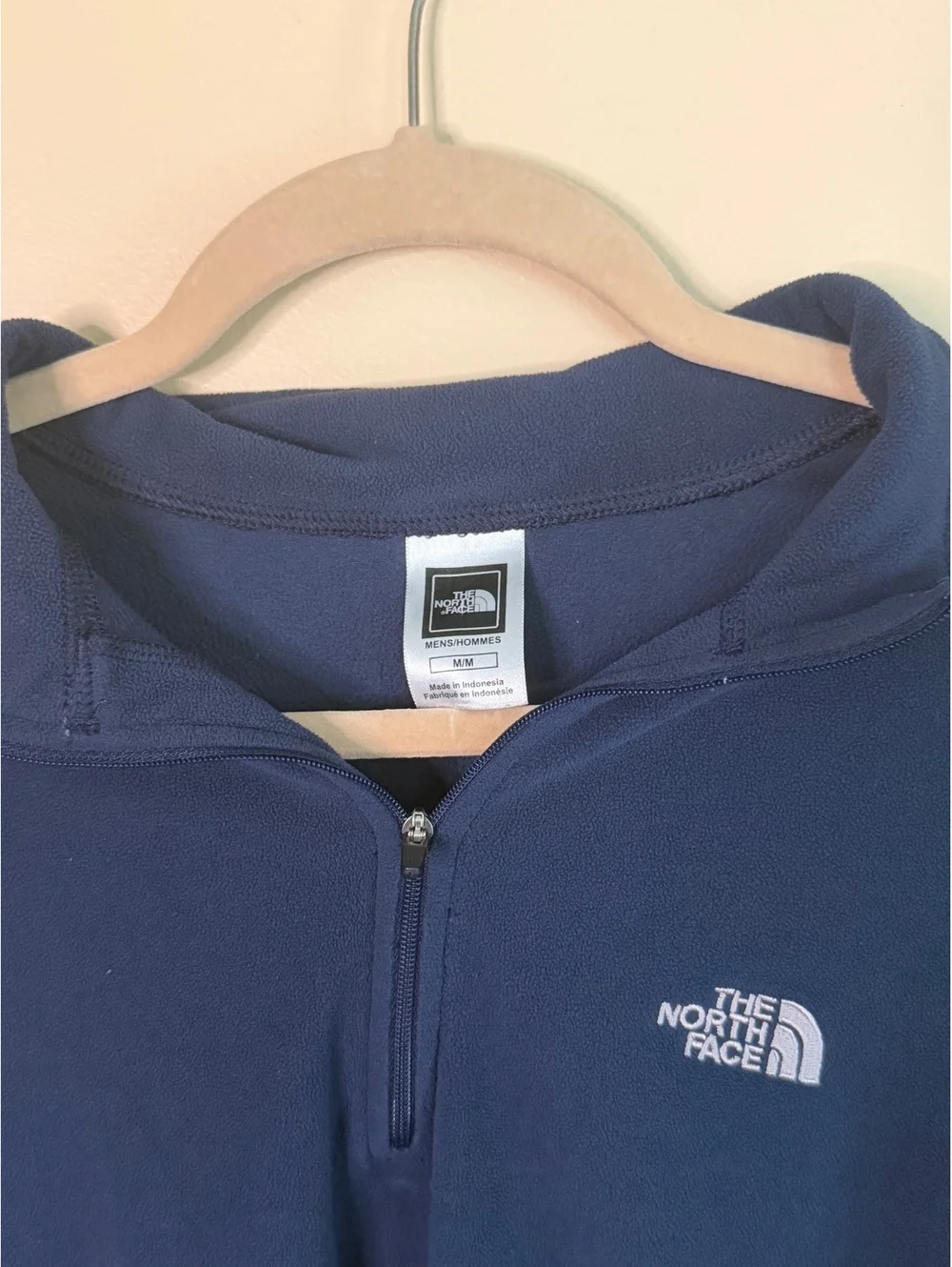 The North Face Men's Navy Blue Half-Zip Fleece Pullover Medium